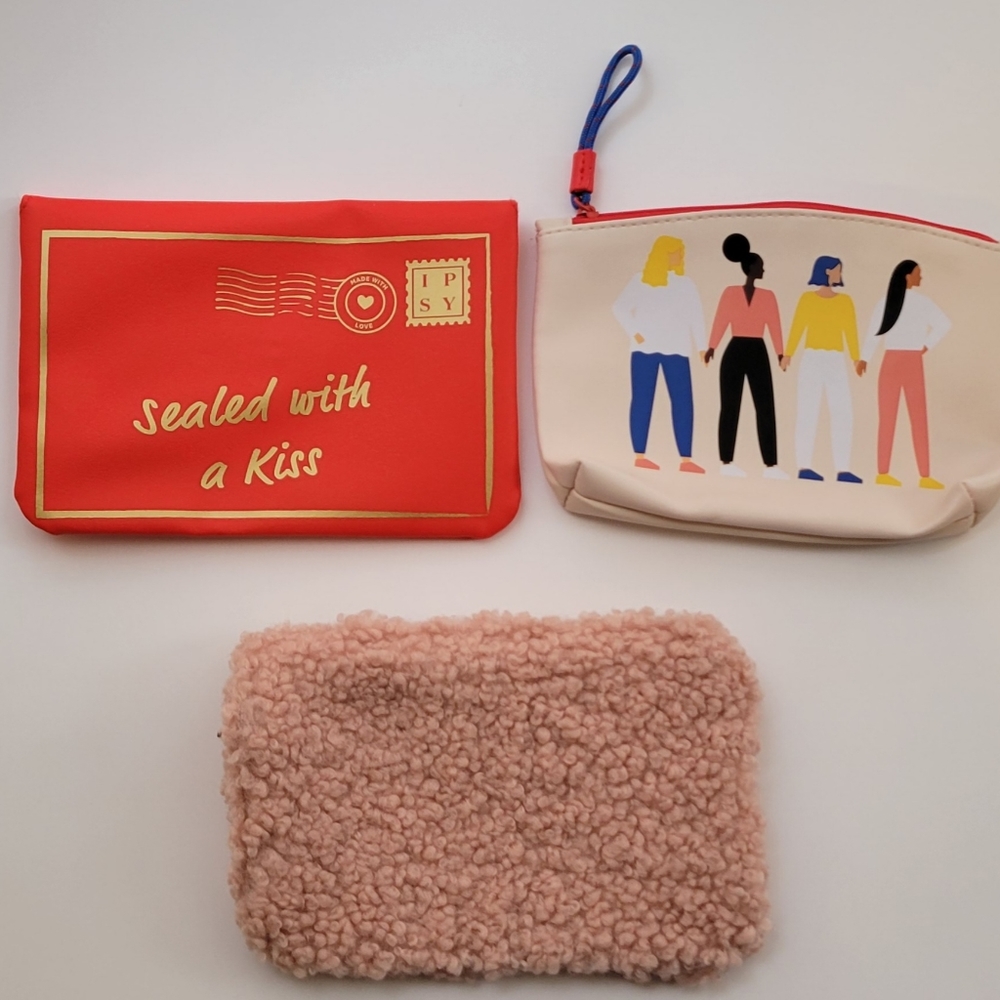 Cosmetic bags